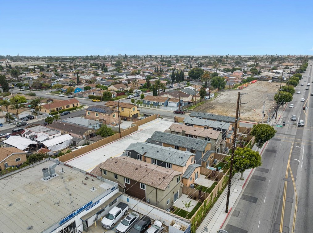 1394 Compton Blvd, Compton CA  90220-2750 exterior