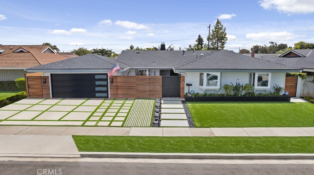 2846 Corvo Pl, Costa Mesa, CA 92626