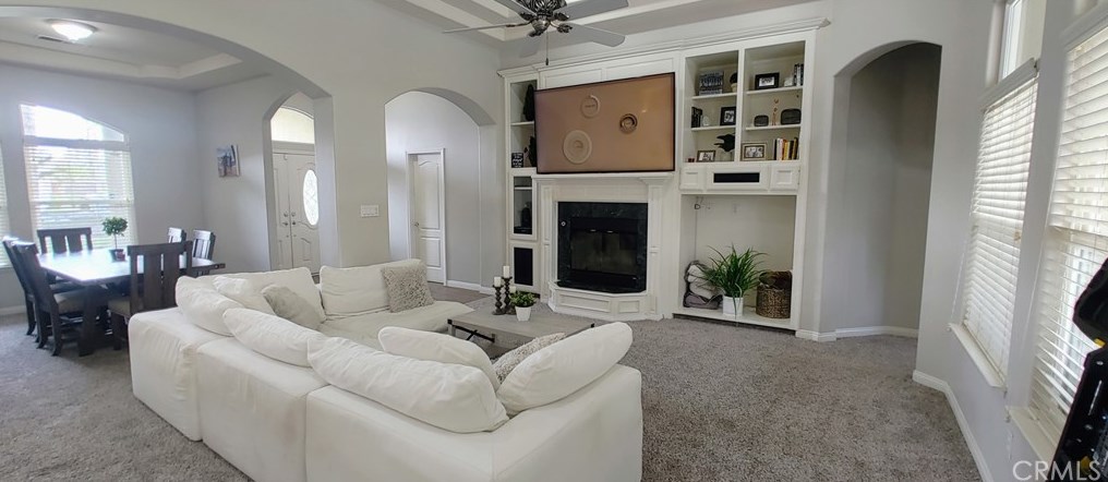 1911 Lake Kaweah St, Bakersfield, CA 93314-8459