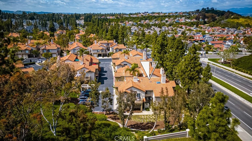 22 Reggae Ct, Laguna Beach, CA 92677-5622