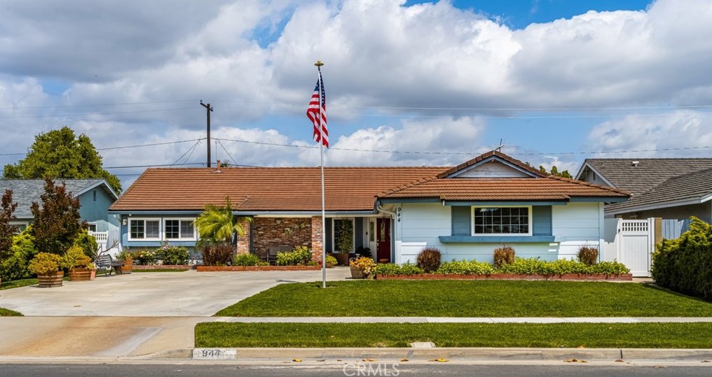 944 S Siet Pl, Anaheim, CA 92806