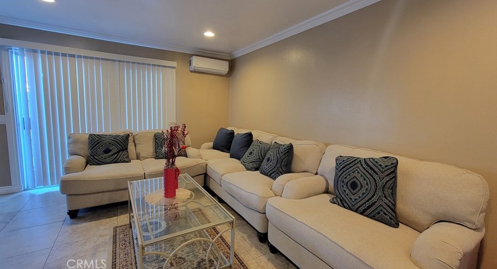 4000 W 5th St #61, Santa Ana, CA 92703