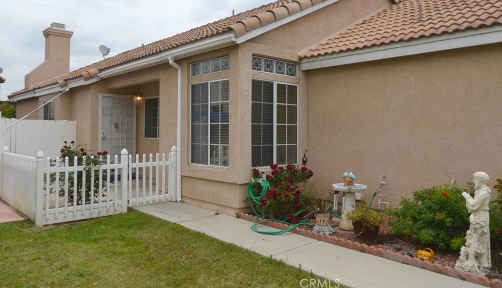 15532 Saldana Ct, Fontana, CA 92337-8996
