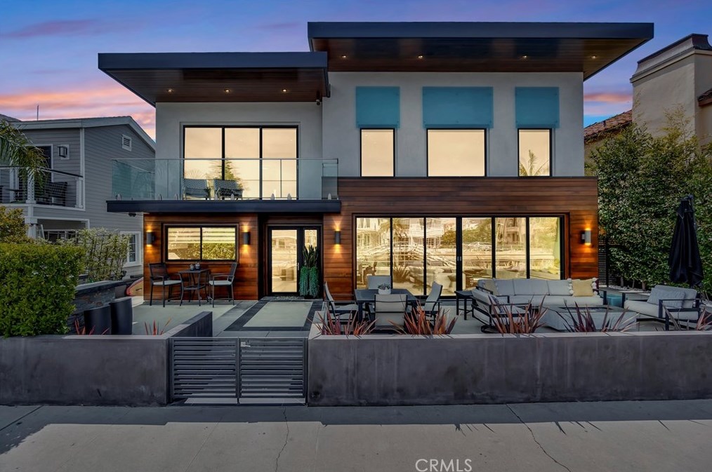 50 Rivo Alto Canal, Long Beach, CA 90803