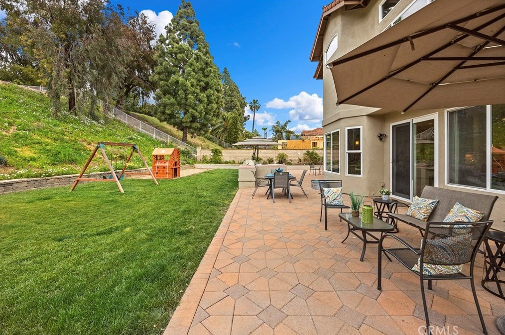 5378 Los Monteros, Yorba Linda CA  92887-5107 exterior