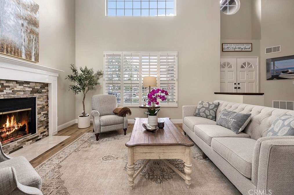 5378 Los Monteros, Yorba Linda CA  92887-5107 exterior