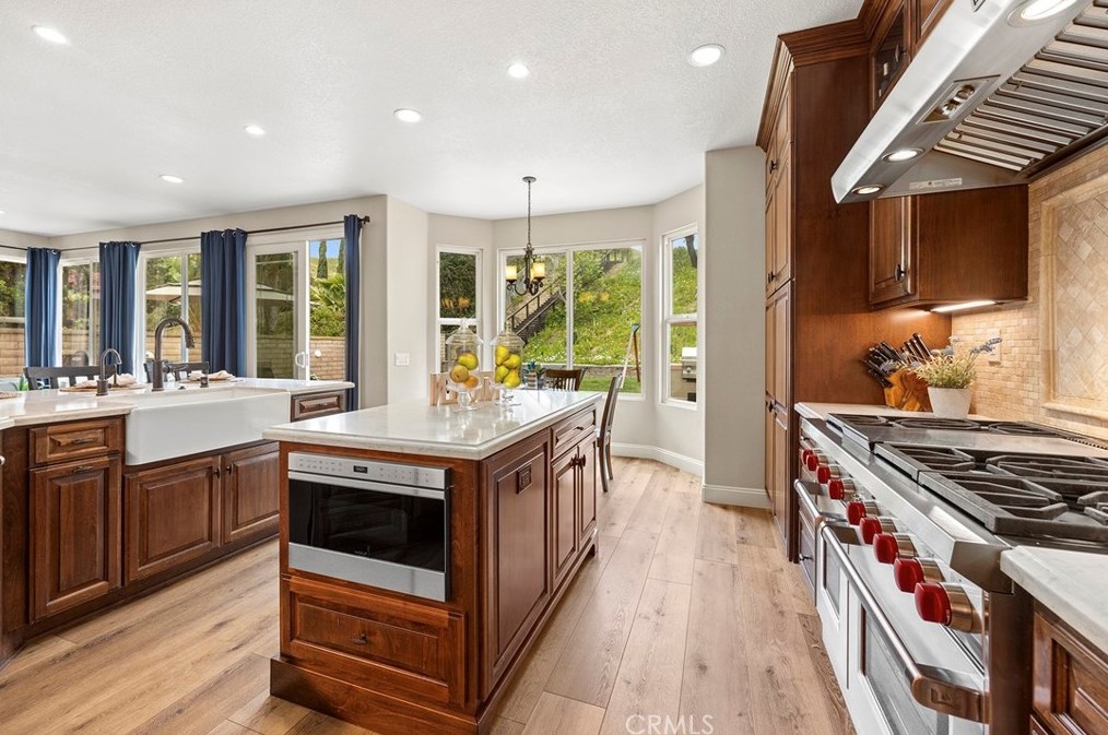 5378 Los Monteros, Yorba Linda CA  92887-5107 exterior