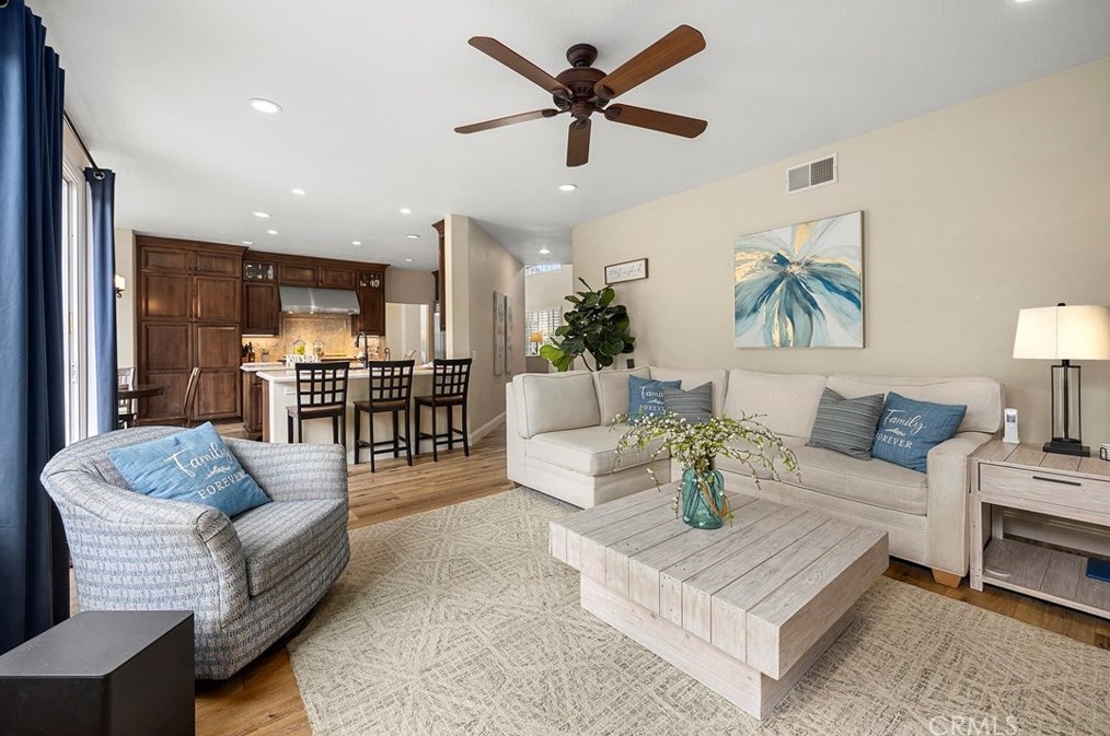 5378 Los Monteros, Yorba Linda CA  92887-5107 exterior