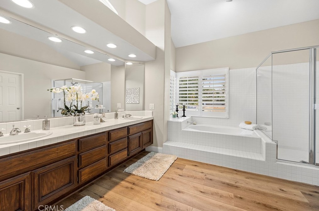 5378 Los Monteros, Yorba Linda CA  92887-5107 exterior