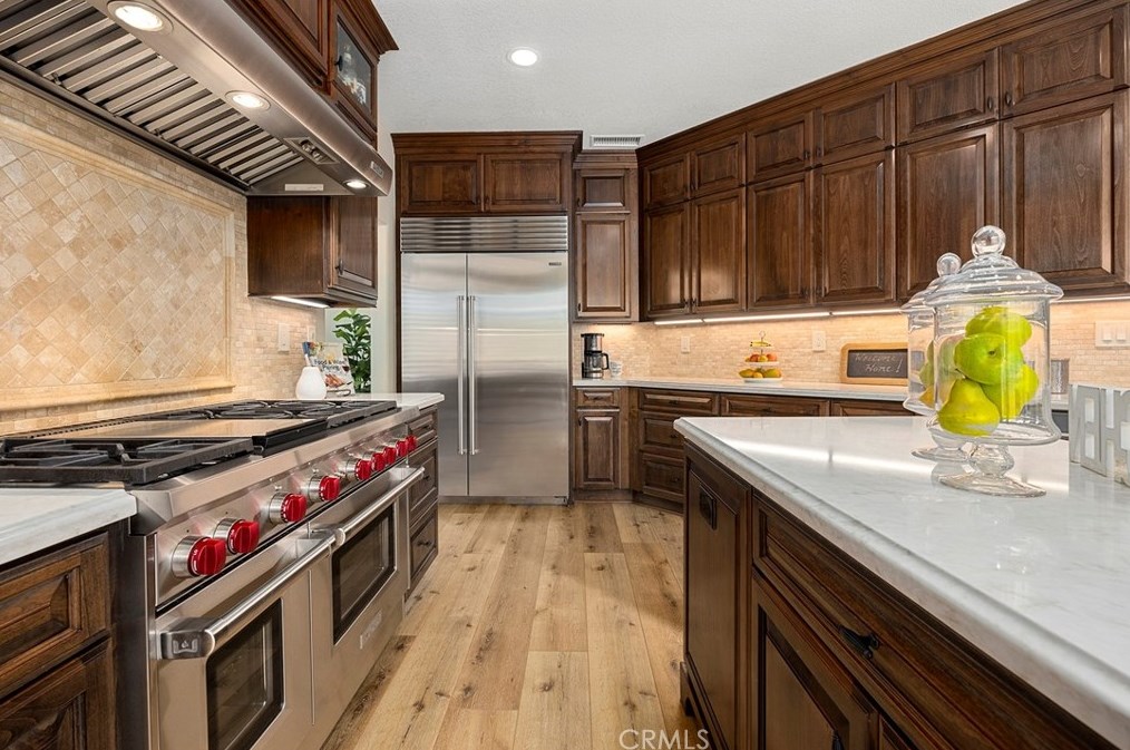 5378 Los Monteros, Yorba Linda CA  92887-5107 exterior