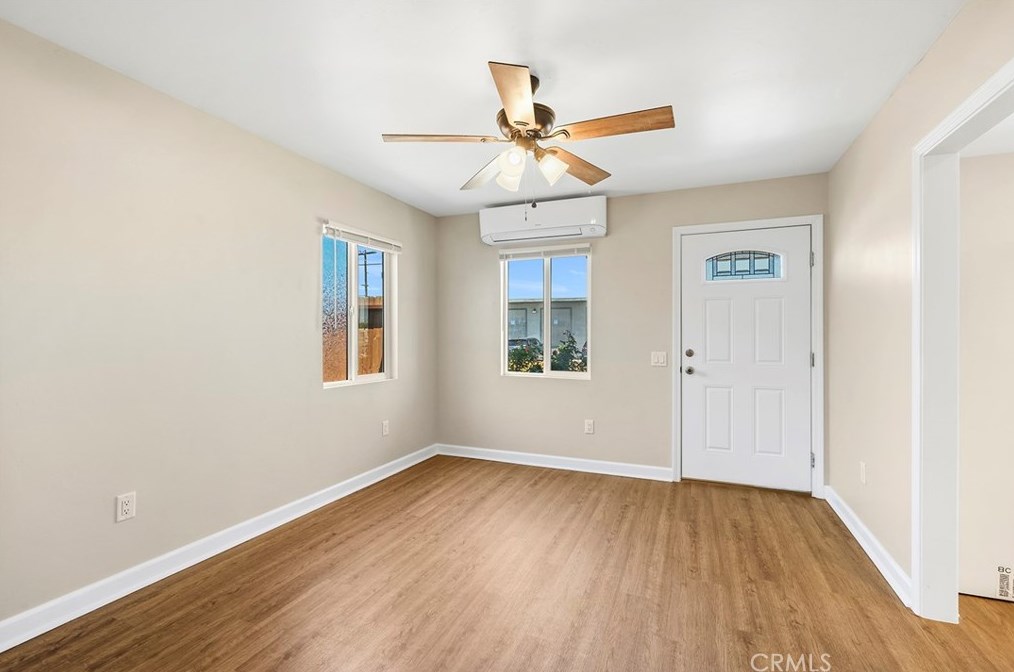 336 W Kettering St, Lancaster, CA 93534
