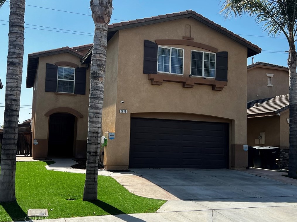 2236 Jornada Dr, Perris, CA 92571