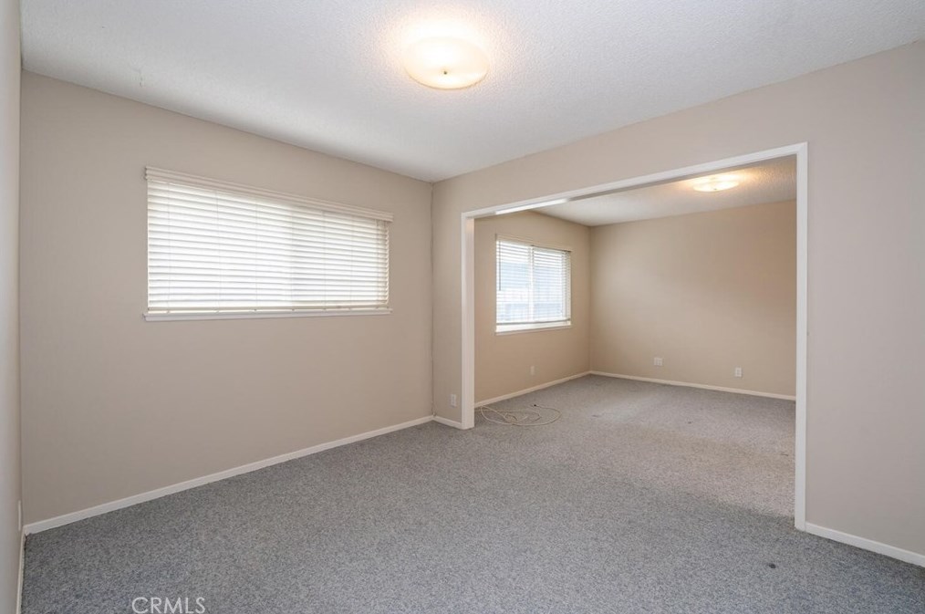 9432 Tiki Cir, Huntington Beach CA  92646-8349 exterior