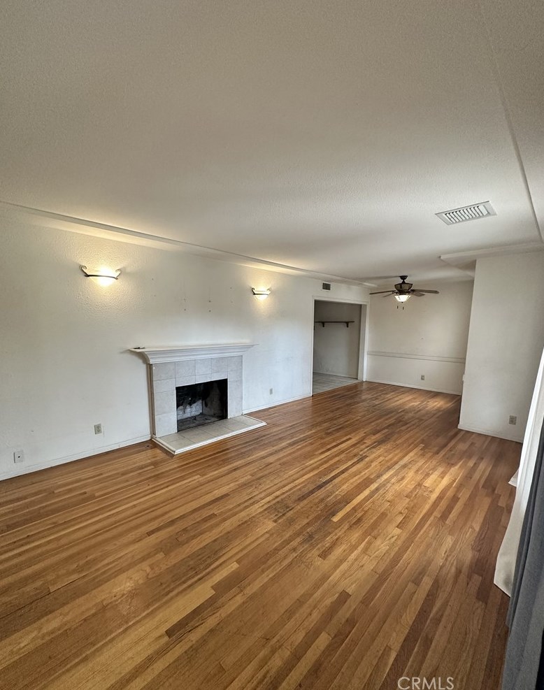 2321 N Poplar St, Santa Ana, CA 92706