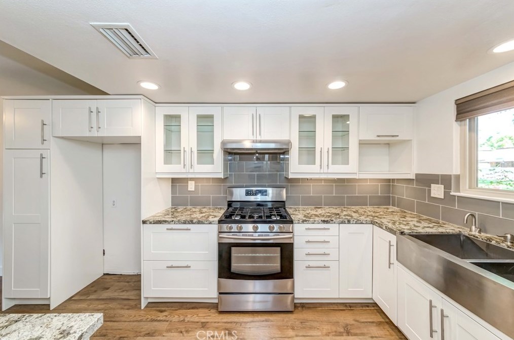 1056 Las Lomas Dr #c, La Habra, CA 90631