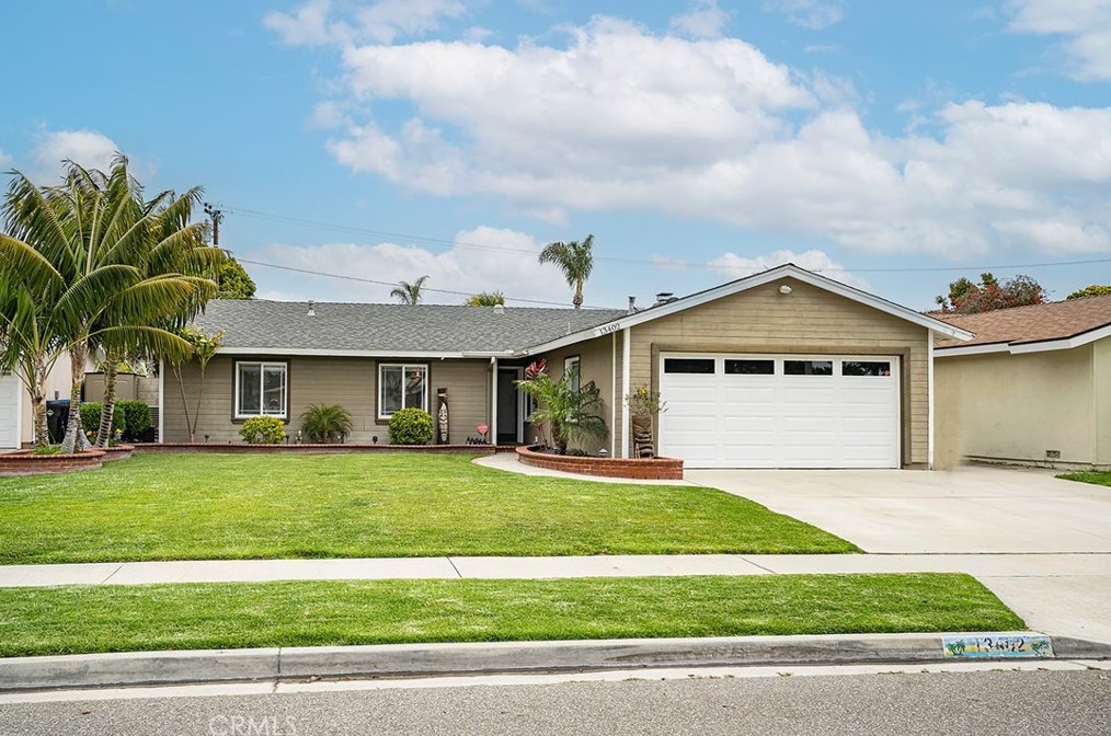 13402 Weymouth St, Westminster, CA 92683-1746