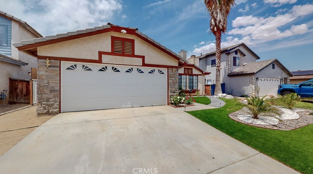 12400 Emeraldstone Dr, Victorville, CA 92392