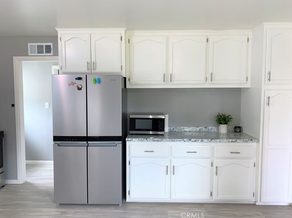 5608 Wohlstetter St, Riverside, CA 92503