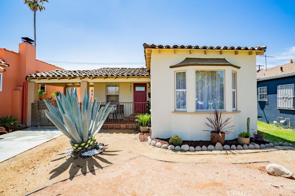 7807 Dalton Ave, Los Angeles, CA 90047-2852
