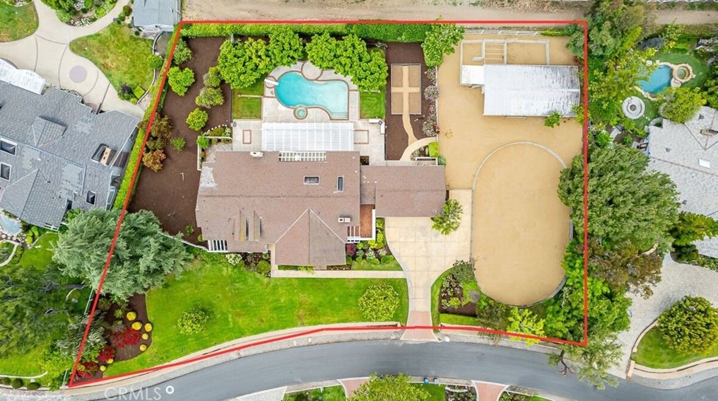 714 N Creekview Dr, Orange, CA 92869