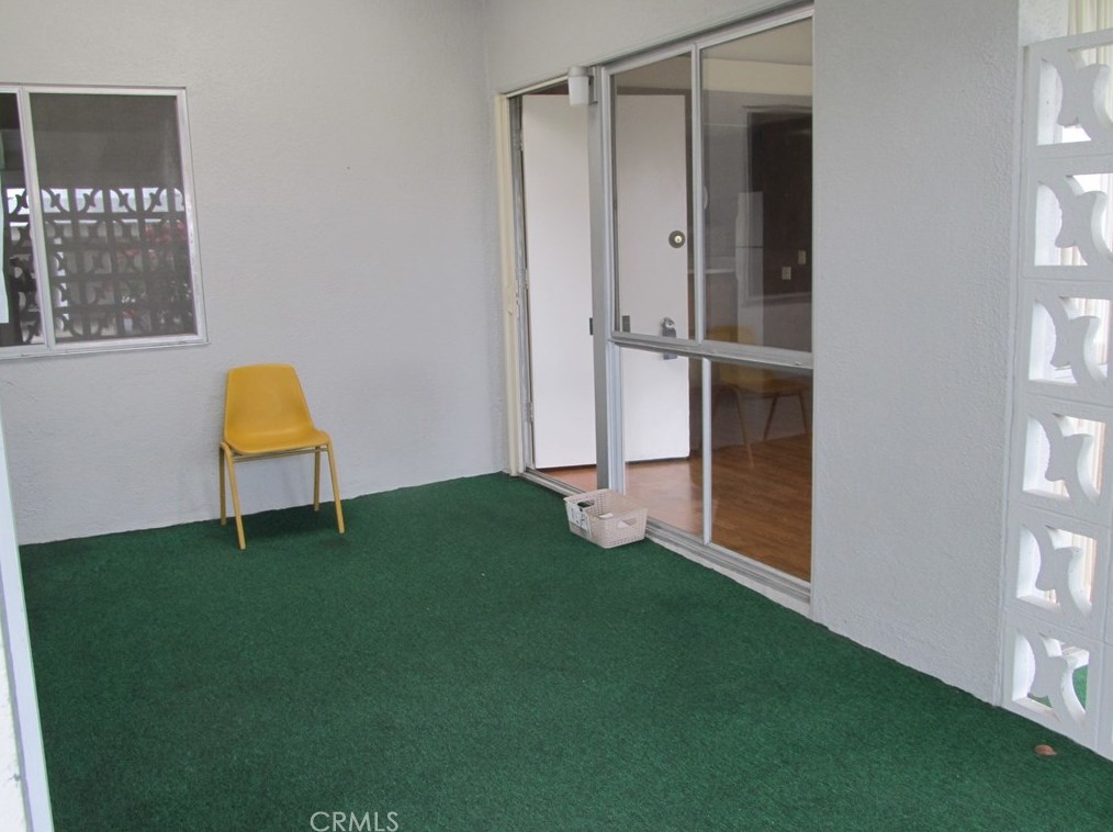 1660 Monterey Road M2-9j, Seal Beach, CA 90740