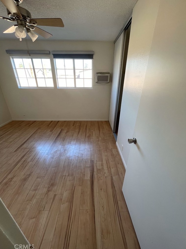 1847 Abbottson St, Long Beach CA  90746-2901 exterior