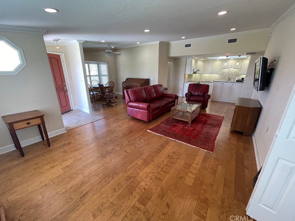 13621 Cedar Crest Ln, Seal Beach, CA 90740