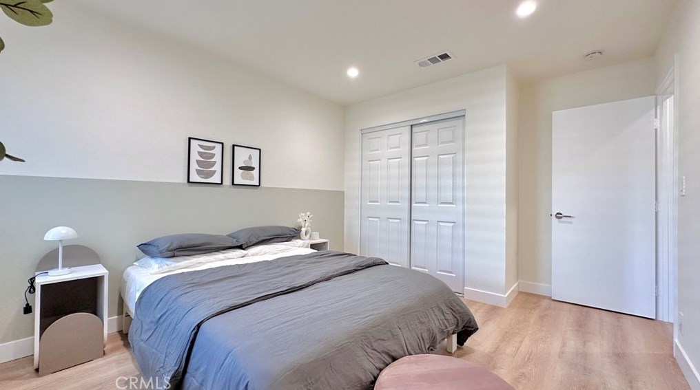 8892 Gleneagles Cir, Westminster CA  92683-6829 exterior