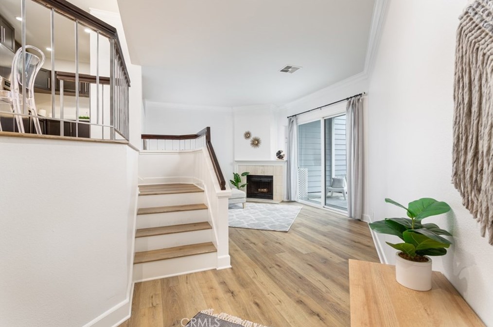 3046 Kittendale Bay #17, Costa Mesa, CA 92626