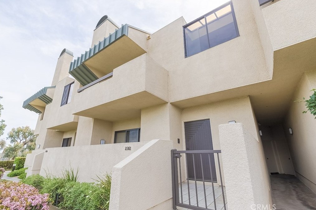 2312 Century Hl, Los Angeles, CA 90067-3507