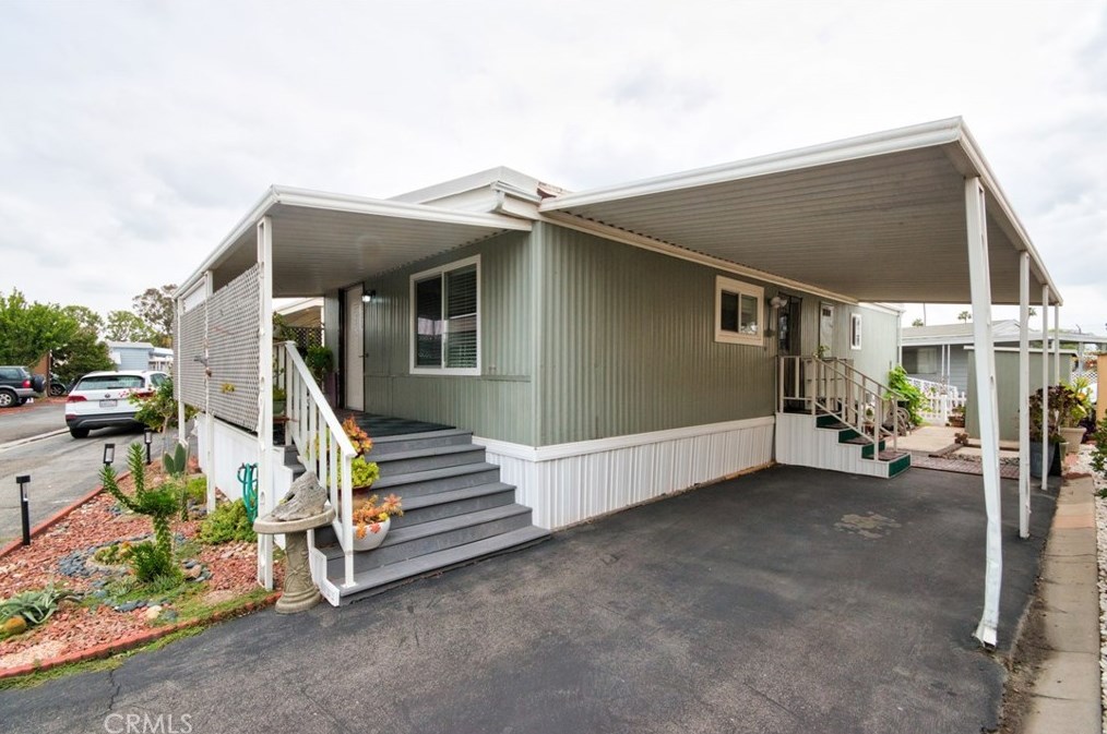 12550 E Carson St #137, Lakewood, CA 90716