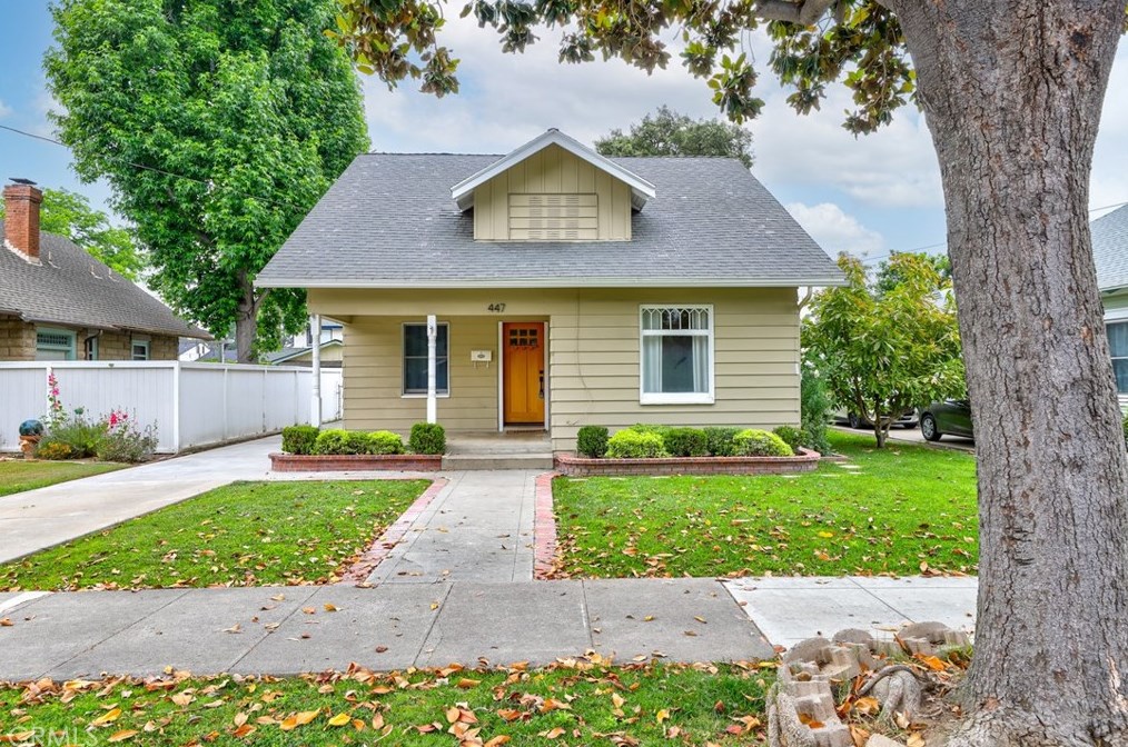 447 S Grand St, Orange, CA 92866