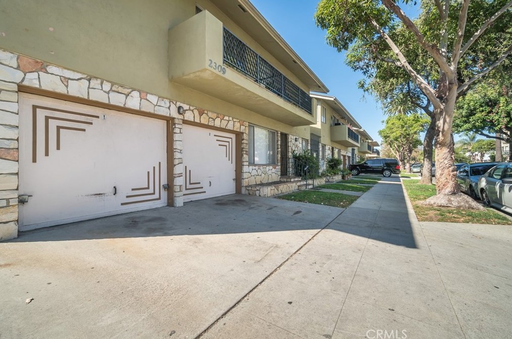 2309 Cedar Ave, Long Beach, CA 90806