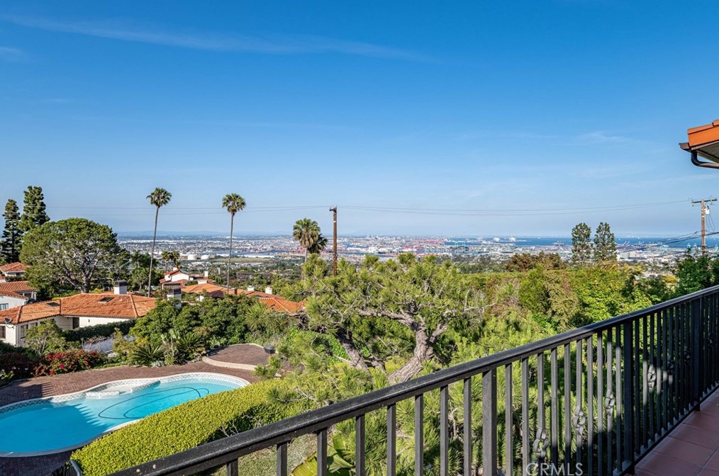 4108 Miraleste Dr, Palos Verdes Estates, CA 90275