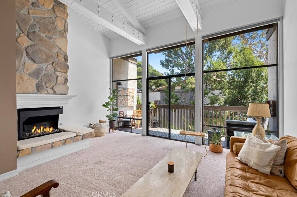 7304 Marina Pacifica Dr, Long Beach, CA 90803