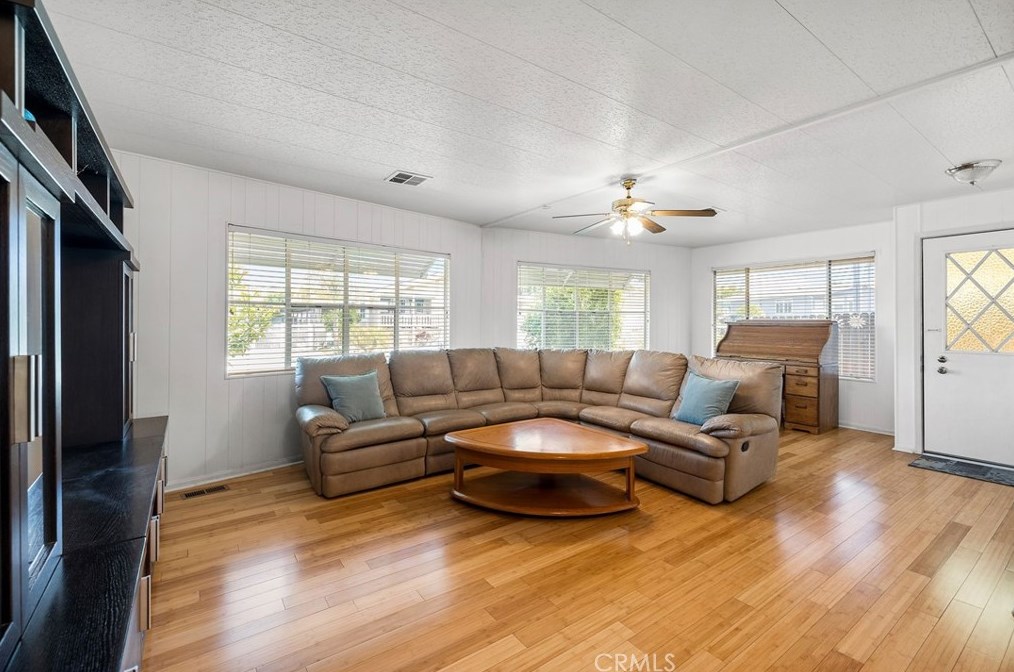 28799 Via Playa Del Rey, Murrieta CA  92563-5603 exterior