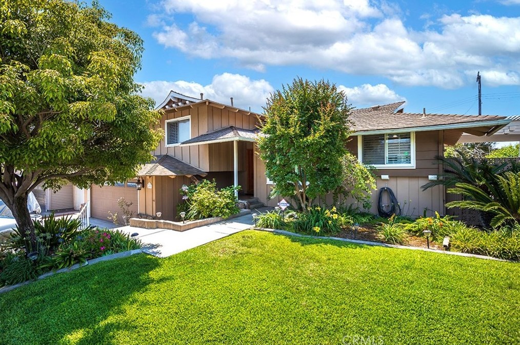2050 Sheffield Dr, La Habra, CA 90631-6311