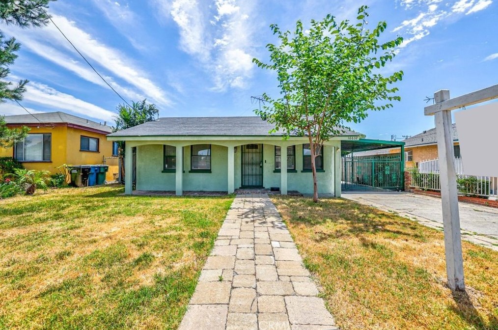 16632 Virginia Ave, Paramount, CA 90723