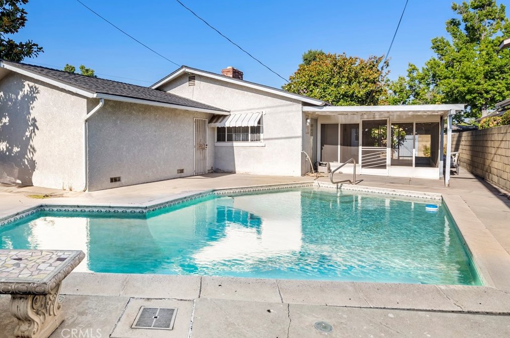1246 E Sycamore Ave, Orange, CA 92866
