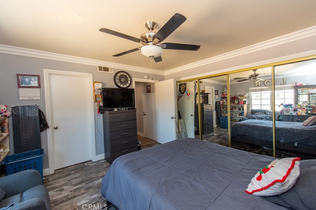 17730 Mesa Rd, Fontana CA  92336-2353 exterior