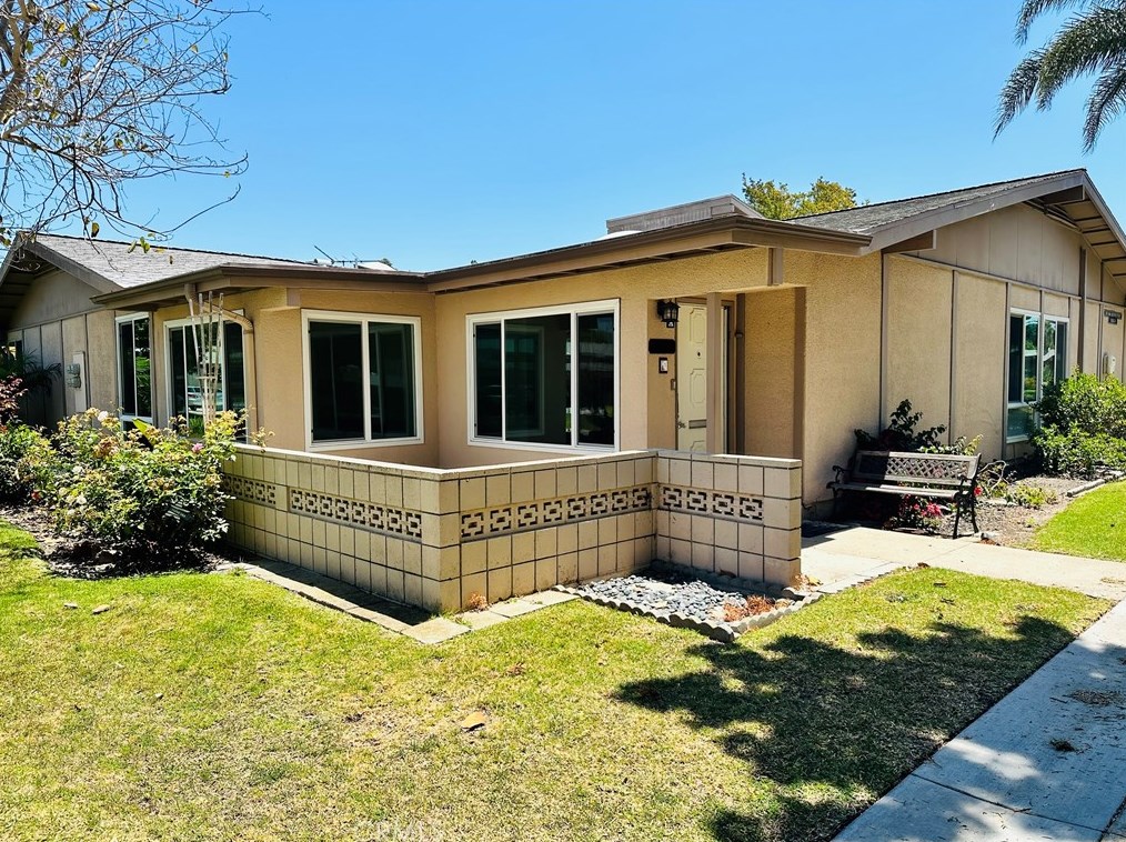 1881 Mckinney Way M15-28a, Seal Beach, CA 90740