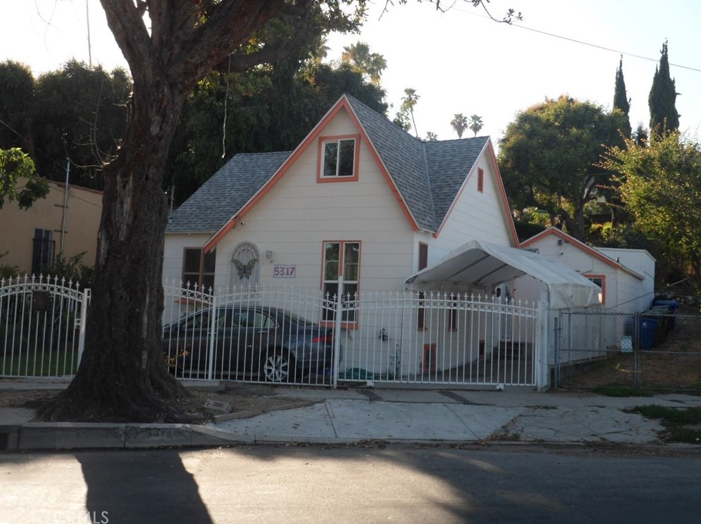 5317 Longfellow St, Los Angeles, CA 90042-4523