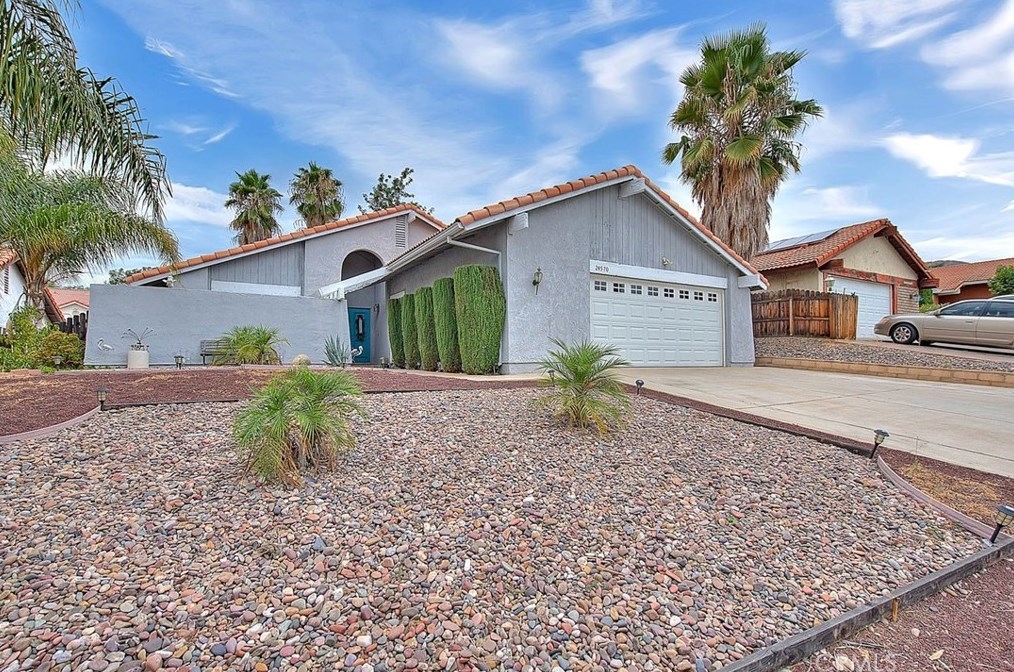 24570 Summerfield Dr, Moreno Valley, CA 92557-5129