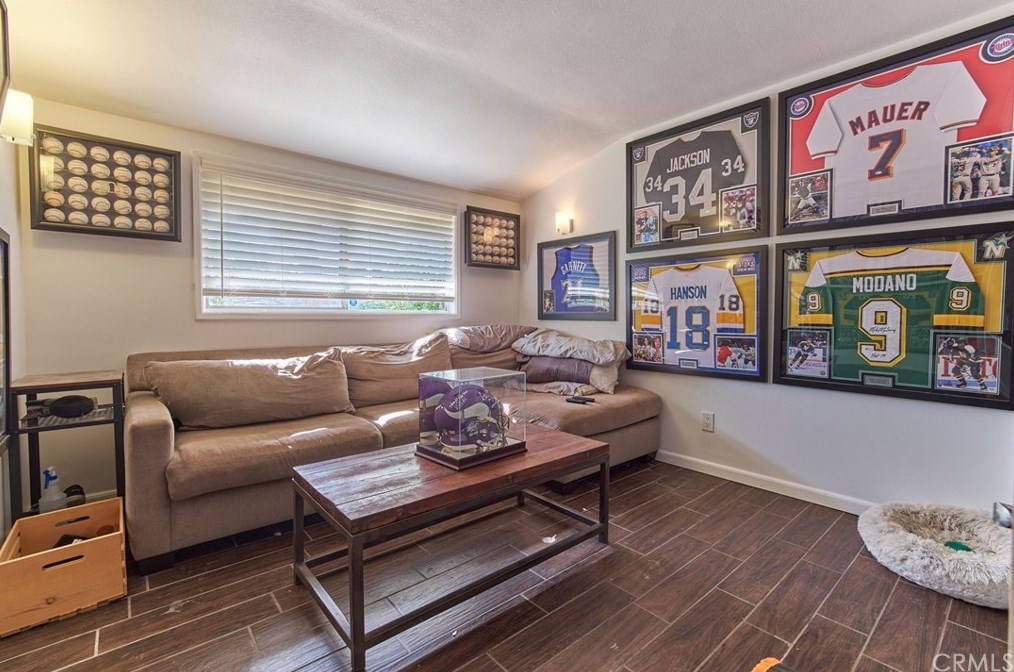 7870 Palm Ave, Yucca Valley CA 92284-4046 exterior