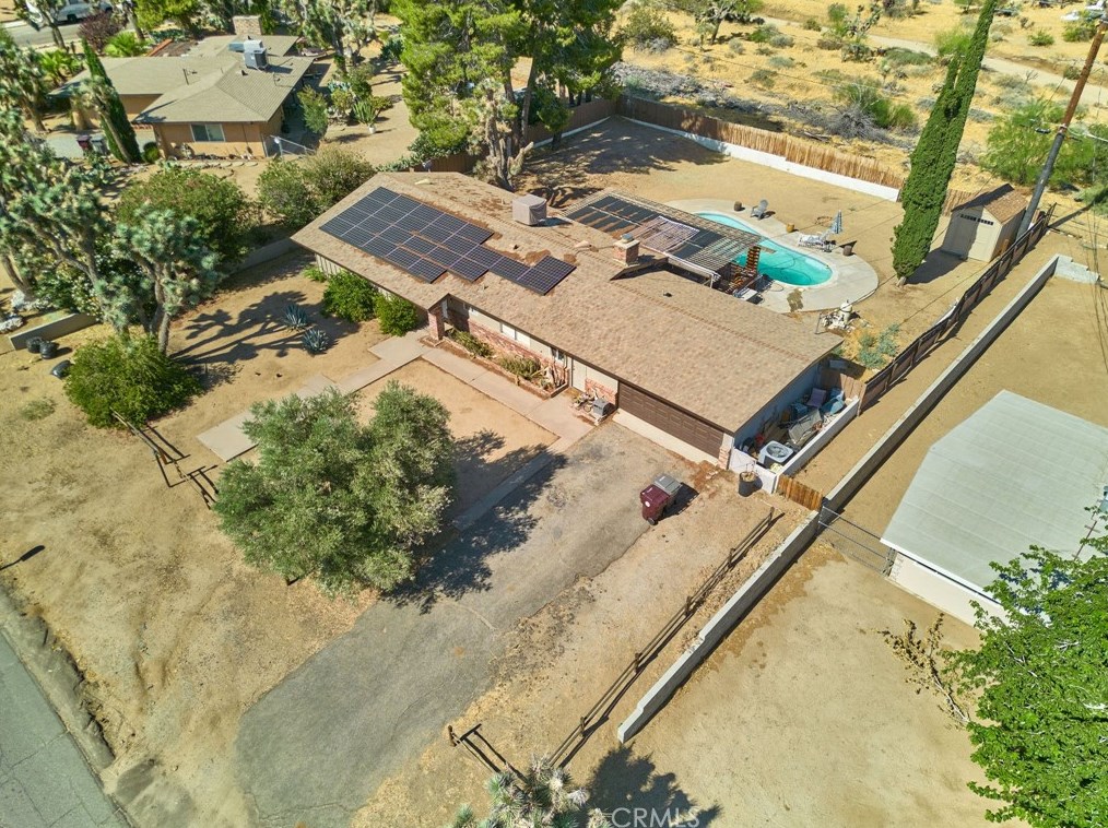 7870 Palm Ave, Yucca Valley, CA 92284-4044