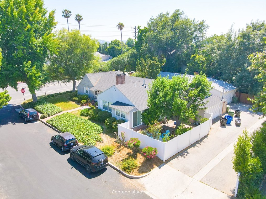 13803 Burbank Blvd, Van Nuys, CA 91401