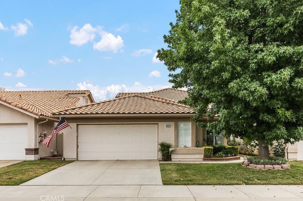 1292 Cypress Point Dr, Banning, CA 92220-6602