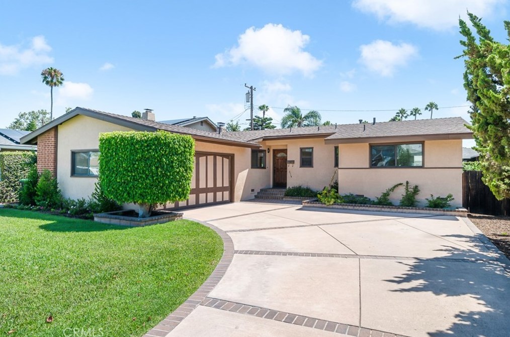 3114 Dublin St, Costa Mesa, CA 92626