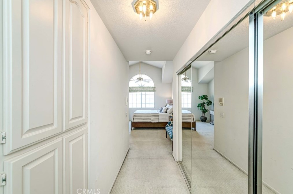 12155 Napoli Dr, Artesia CA  90703-2772 exterior
