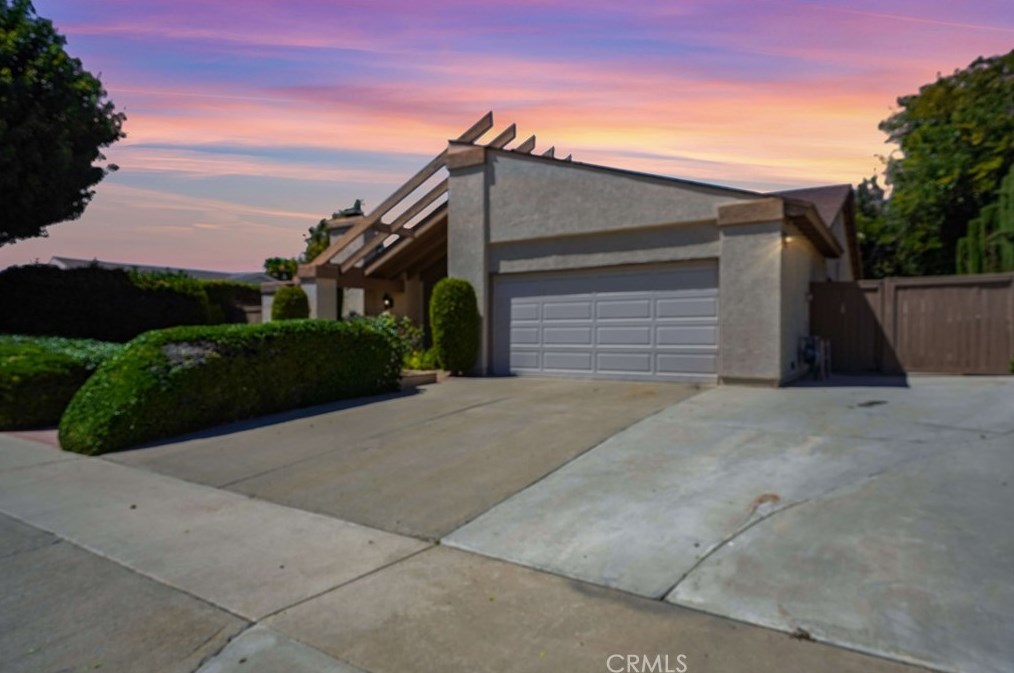 19811 Burleigh Dr, Yorba Linda, CA 92886-4407